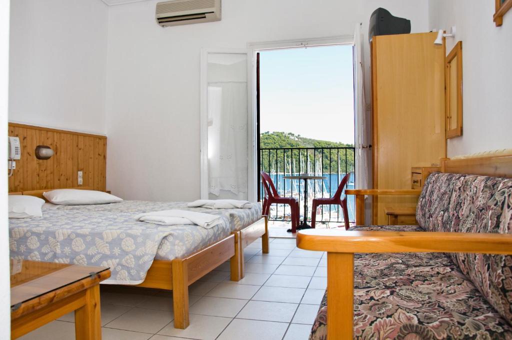 Hotel Christina Skiathos Town Phòng bức ảnh